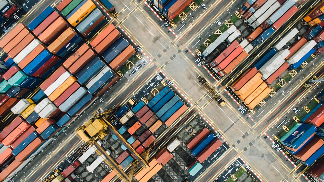 How We Ensure Safe & On-Time Freight Deliveries Nationwide